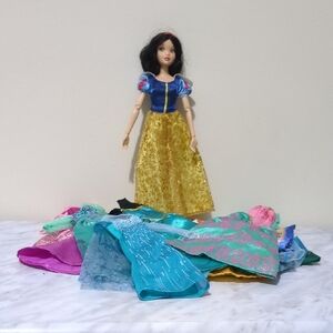 Snow White Doll with Colorful Dresses